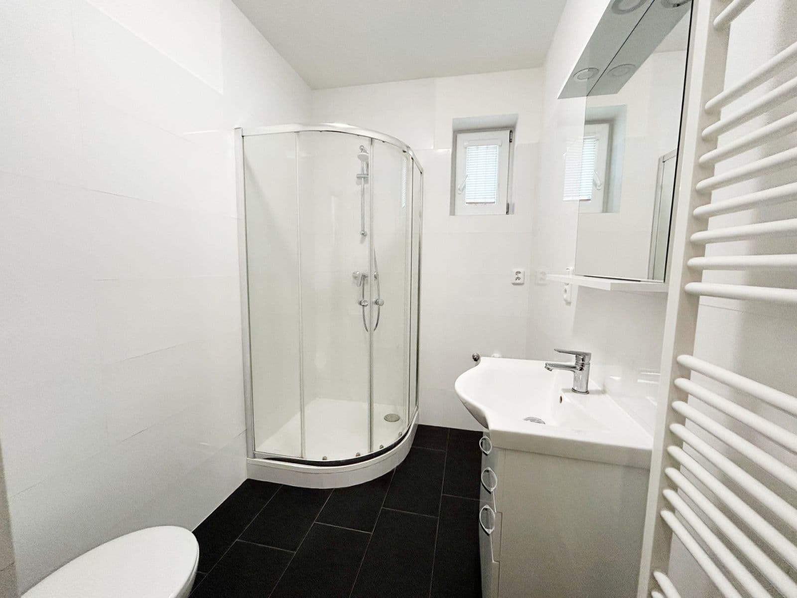 Pronájem bytu 2+kk 56 m², Palackého, Velim, Středočeský kraj Pronájem bytu 2+kk 56 m², Palackého, Velim, Středočeský kraj