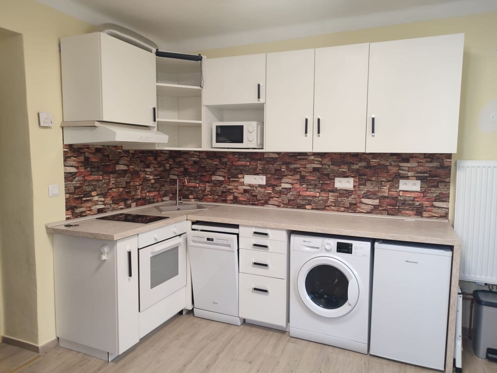 Pronájem bytu 1+kk 19 m², Na Záhonech, Praha, Praha Pronájem bytu 1+kk 19 m², Na Záhonech, Praha, Praha