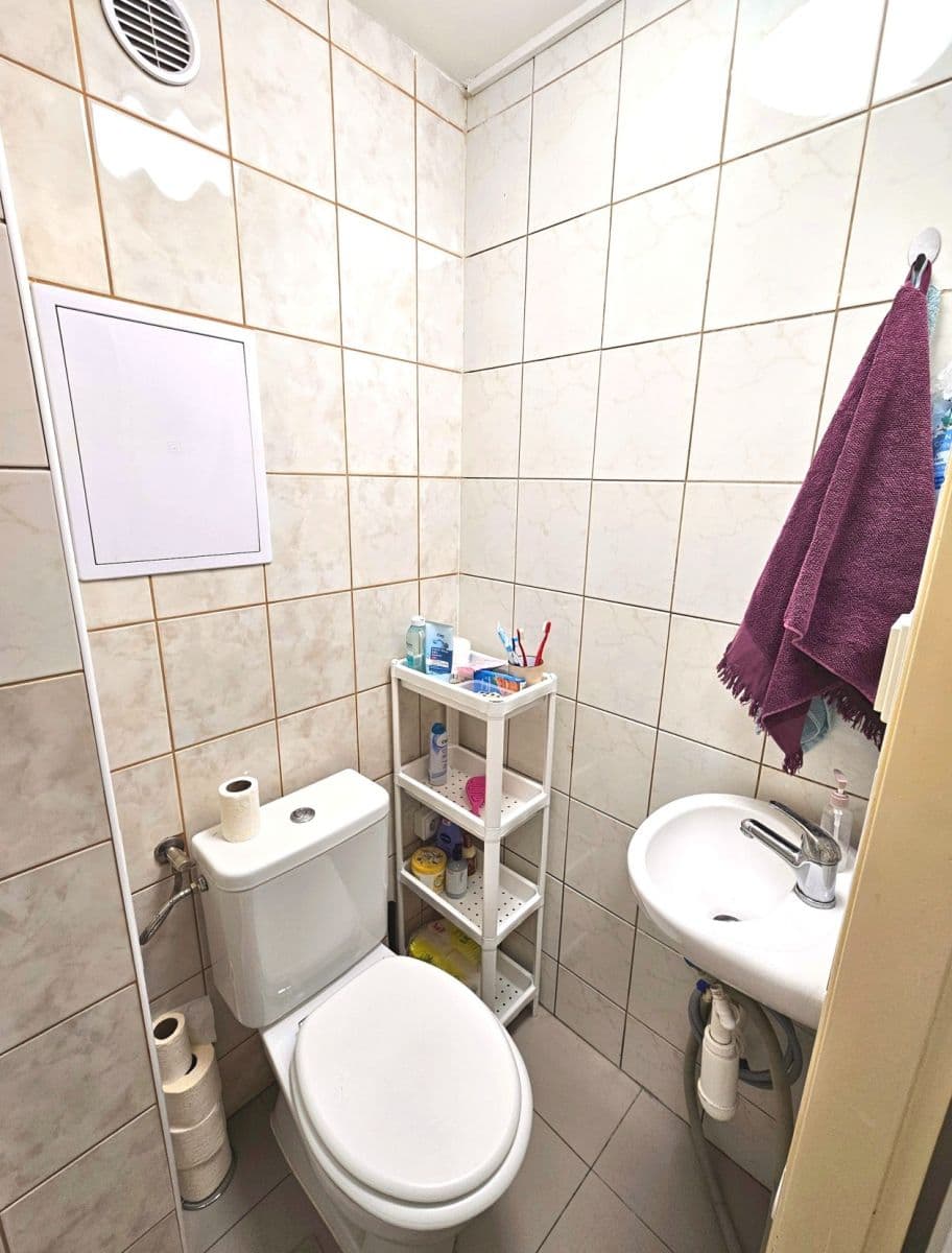 Pronájem bytu 1+1 22 m², Karáskovo náměstí, Brno, Jihomoravský kraj Pronájem bytu 1+1 22 m², Karáskovo náměstí, Brno, Jihomoravský kraj