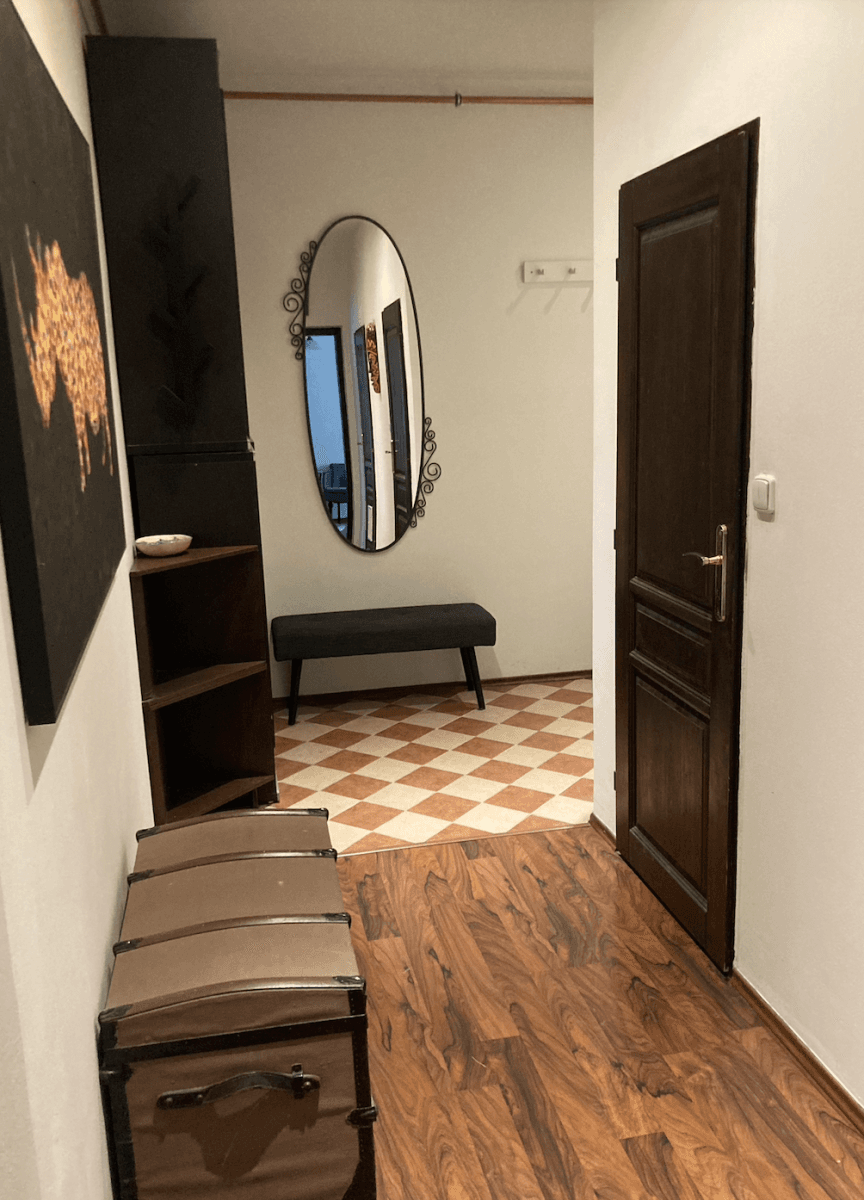 Pronájem bytu 3+1 98 m², Murgašova, Bratislava - mestská časť Staré Mesto, Bratislavský kraj Pronájem bytu 3+1 98 m², Murgašova, Bratislava - mestská časť Staré Mesto, Bratislavský kraj