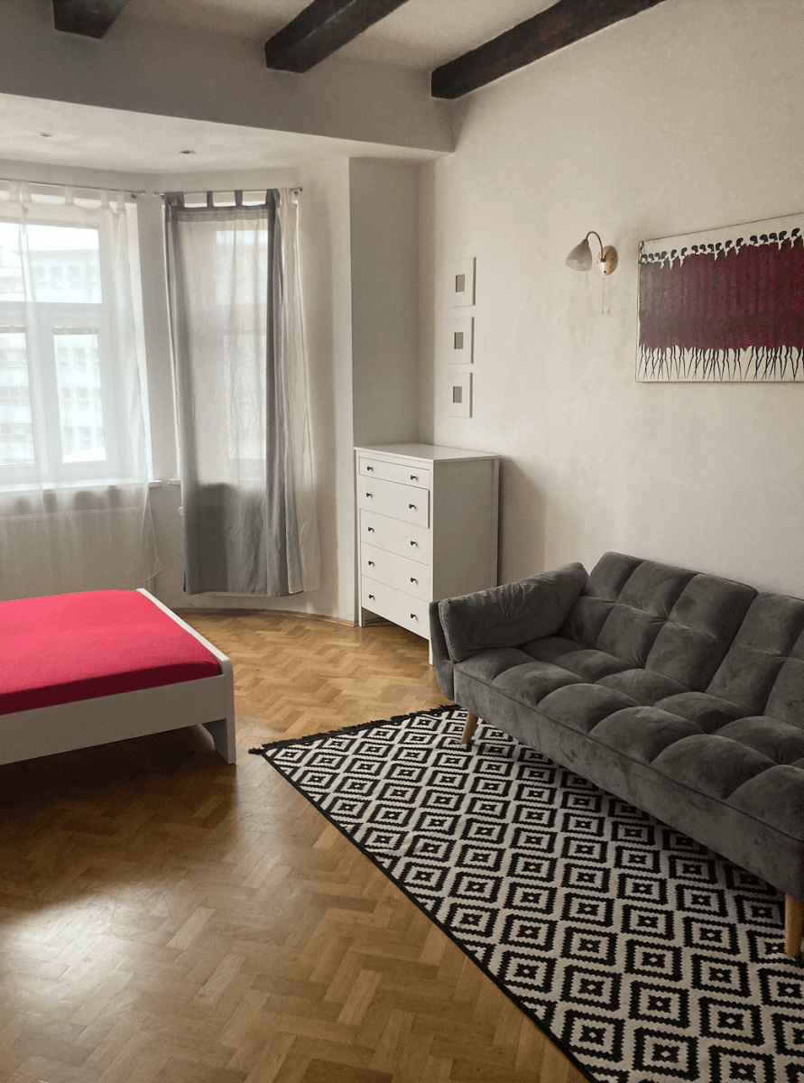 Pronájem bytu 3+1 98 m², Murgašova, Bratislava - mestská časť Staré Mesto, Bratislavský kraj Pronájem bytu 3+1 98 m², Murgašova, Bratislava - mestská časť Staré Mesto, Bratislavský kraj