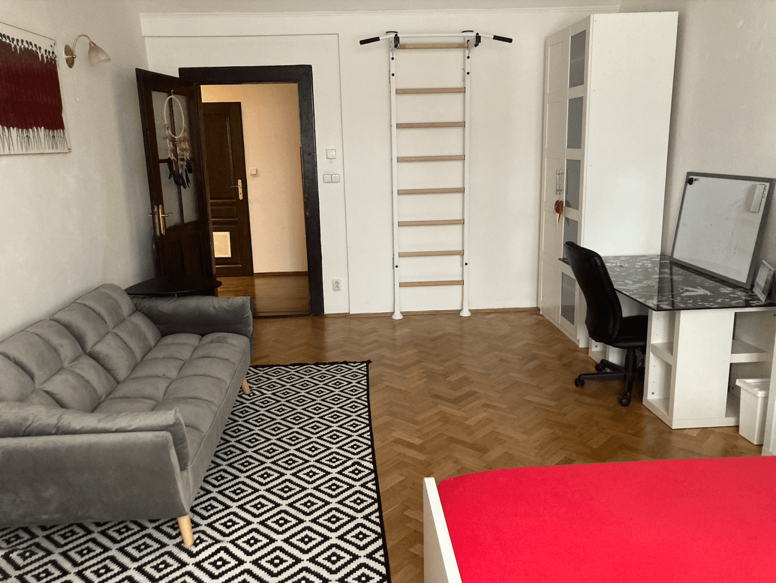 Pronájem bytu 3+1 98 m², Murgašova, Bratislava - mestská časť Staré Mesto, Bratislavský kraj Pronájem bytu 3+1 98 m², Murgašova, Bratislava - mestská časť Staré Mesto, Bratislavský kraj