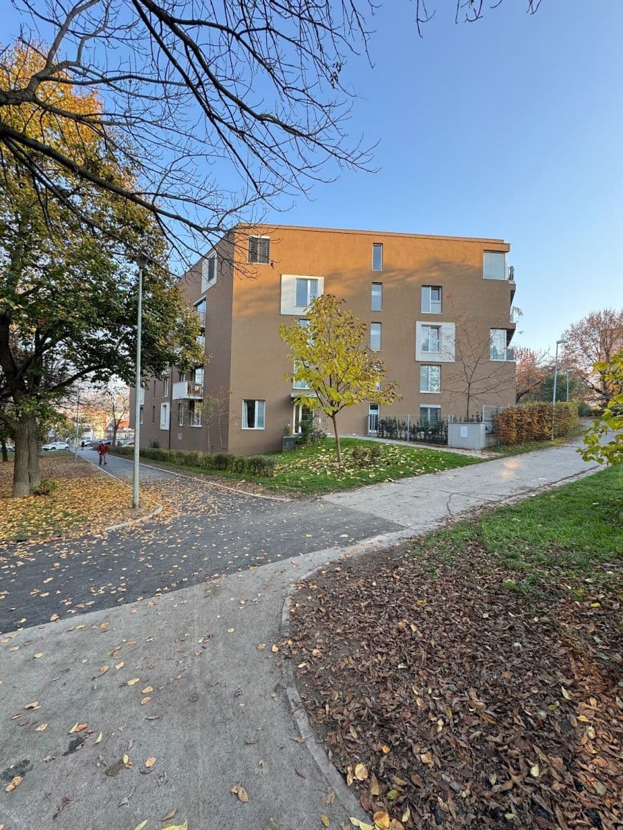 Pronájem bytu 2+kk 55 m², V jehličí, Praha, Praha Pronájem bytu 2+kk 55 m², V jehličí, Praha, Praha