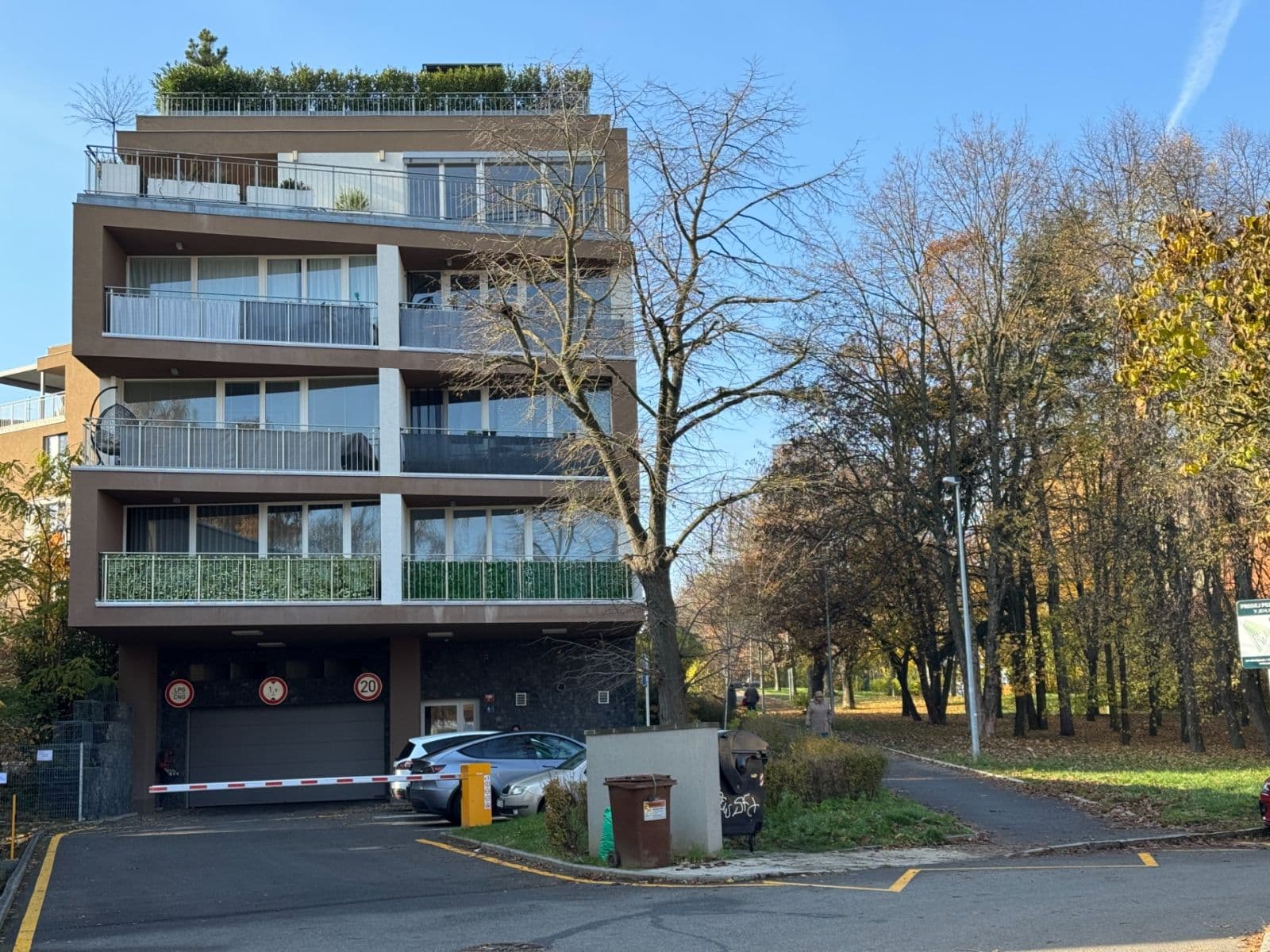 Pronájem bytu 2+kk 55 m², V jehličí, Praha, Praha Pronájem bytu 2+kk 55 m², V jehličí, Praha, Praha