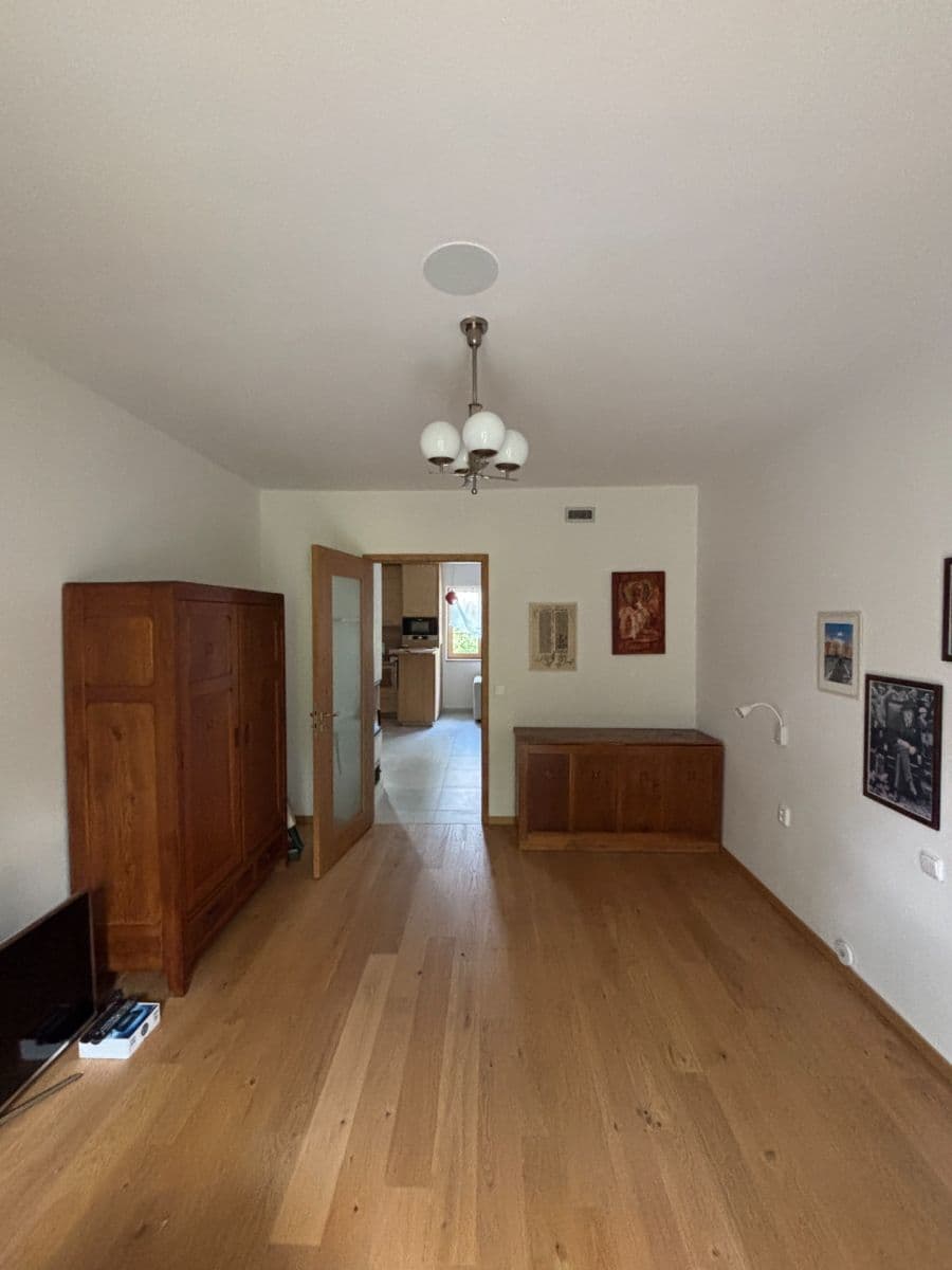 Pronájem bytu 2+kk 50 m², Krhanice, Středočeský kraj Pronájem bytu 2+kk 50 m², Krhanice, Středočeský kraj