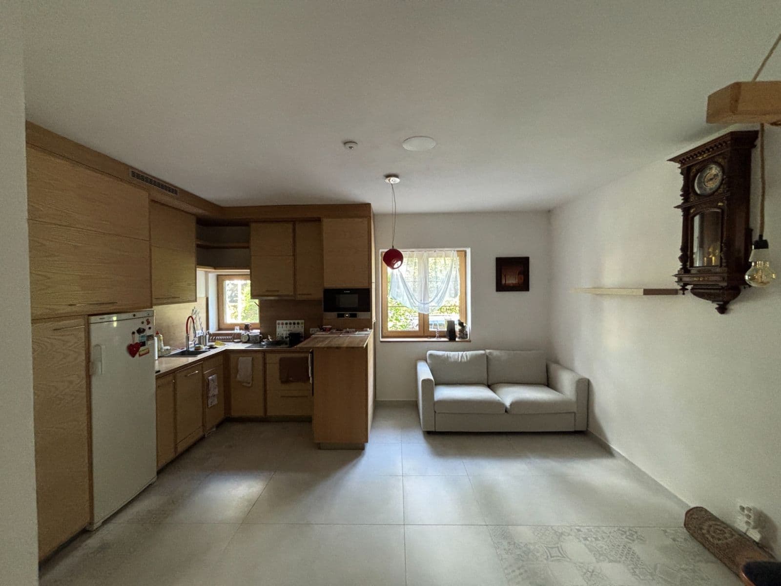 Pronájem bytu 2+kk 50 m², Krhanice, Středočeský kraj Pronájem bytu 2+kk 50 m², Krhanice, Středočeský kraj