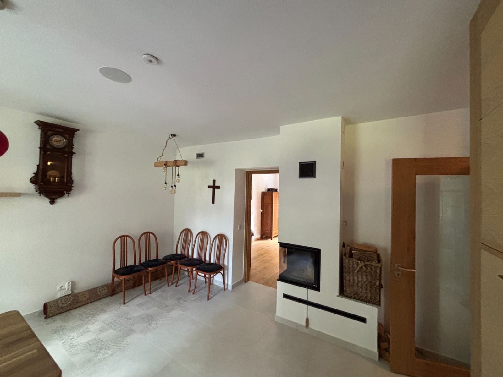 Pronájem bytu 2+kk 50 m², Krhanice, Středočeský kraj Pronájem bytu 2+kk 50 m², Krhanice, Středočeský kraj