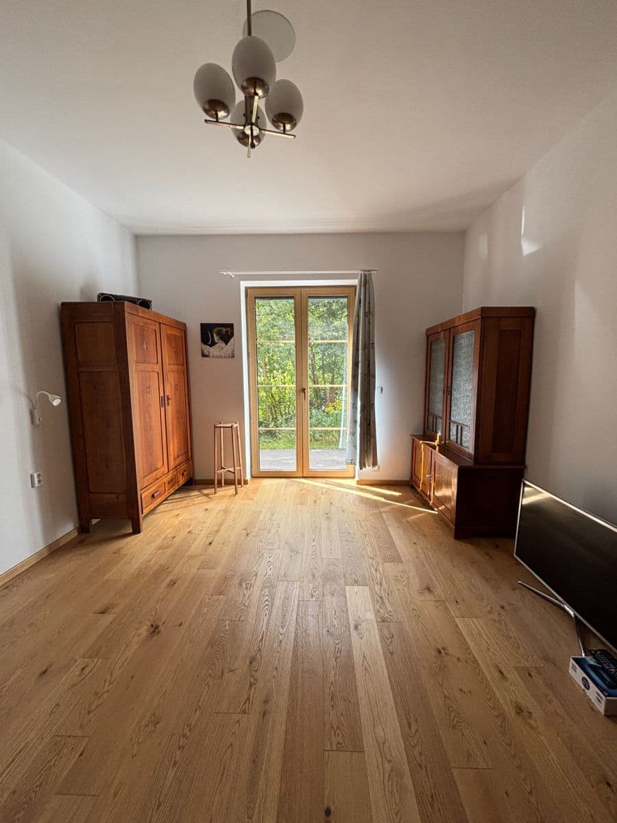 Pronájem bytu 2+kk 50 m², Krhanice, Středočeský kraj Pronájem bytu 2+kk 50 m², Krhanice, Středočeský kraj