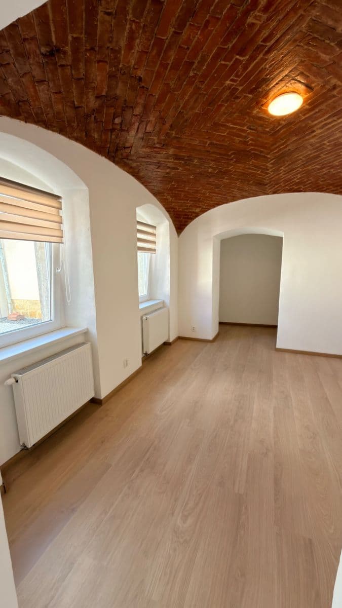 Pronájem bytu 2+kk 45 m², Zdislavy z Lemberka, Jablonné v Podještědí, Liberecký kraj Pronájem bytu 2+kk 45 m², Zdislavy z Lemberka, Jablonné v Podještědí, Liberecký kraj