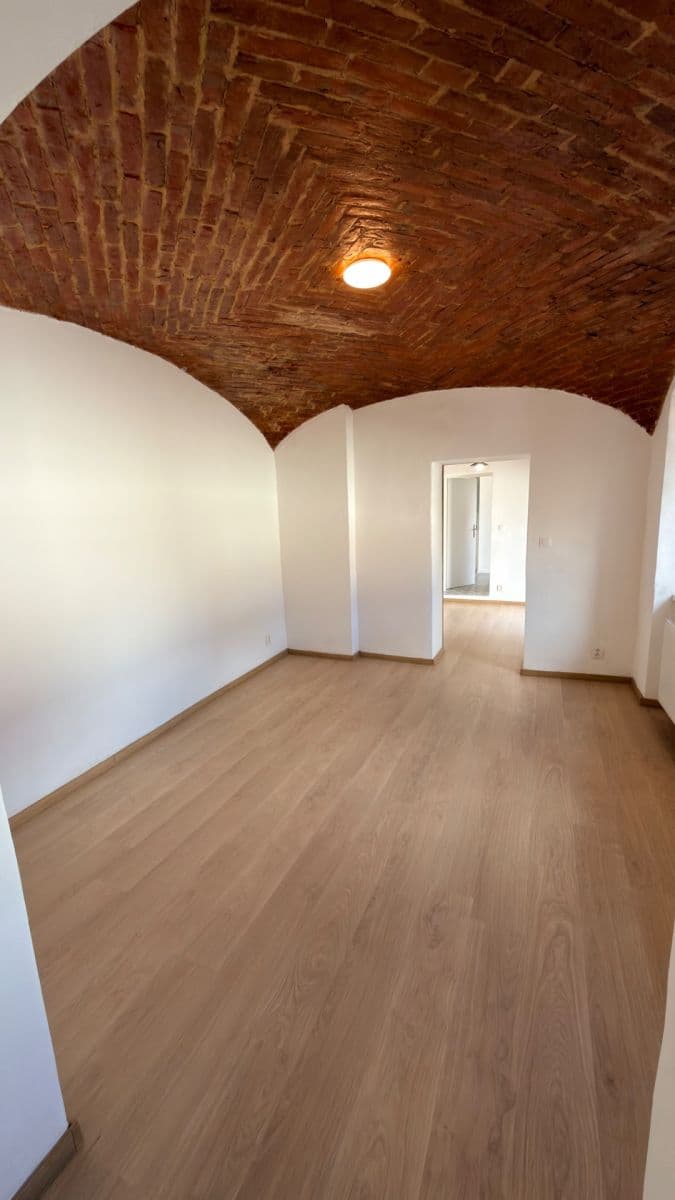 Pronájem bytu 2+kk 45 m², Zdislavy z Lemberka, Jablonné v Podještědí, Liberecký kraj Pronájem bytu 2+kk 45 m², Zdislavy z Lemberka, Jablonné v Podještědí, Liberecký kraj