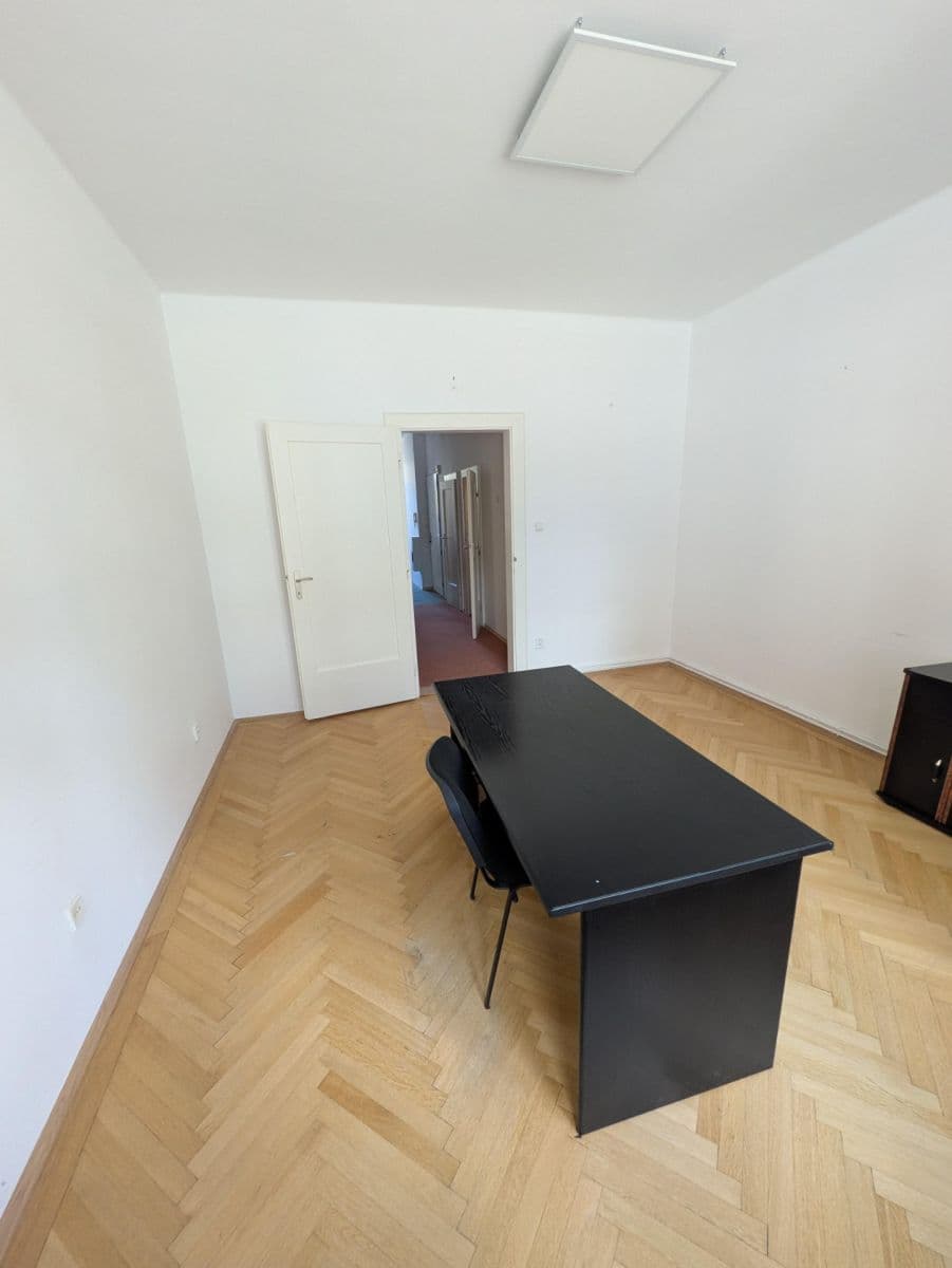 Pronájem bytu 3+kk 104 m², Arne Nováka, Brno, Jihomoravský kraj Pronájem bytu 3+kk 104 m², Arne Nováka, Brno, Jihomoravský kraj