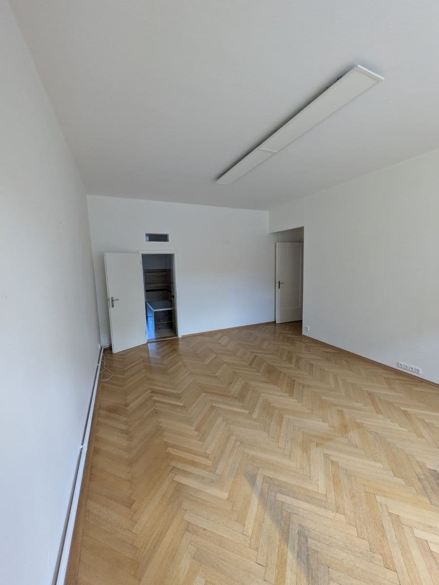 Pronájem bytu 3+kk 104 m², Arne Nováka, Brno, Jihomoravský kraj Pronájem bytu 3+kk 104 m², Arne Nováka, Brno, Jihomoravský kraj