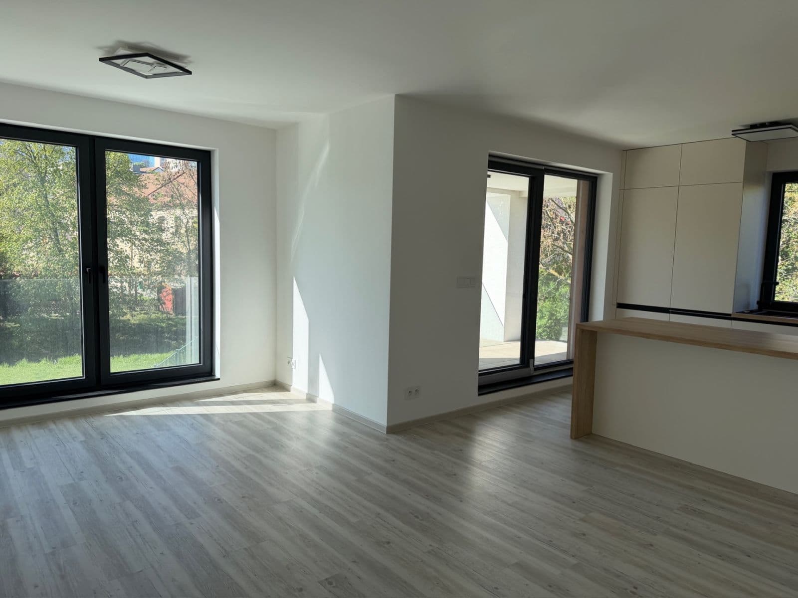 Pronájem bytu 2+kk 67 m², Za Arielem, Praha, Praha Pronájem bytu 2+kk 67 m², Za Arielem, Praha, Praha