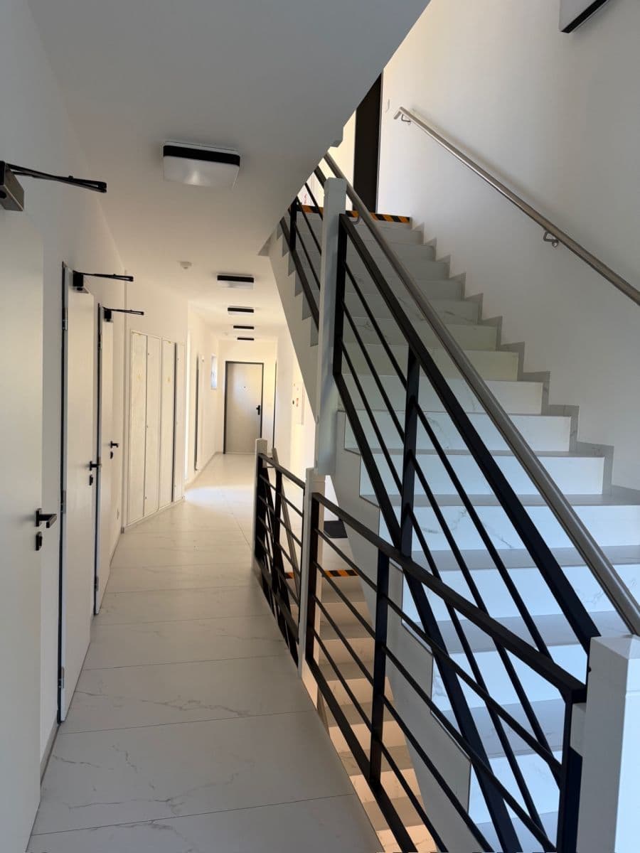 Pronájem bytu 2+kk 67 m², Za Arielem, Praha, Praha Pronájem bytu 2+kk 67 m², Za Arielem, Praha, Praha