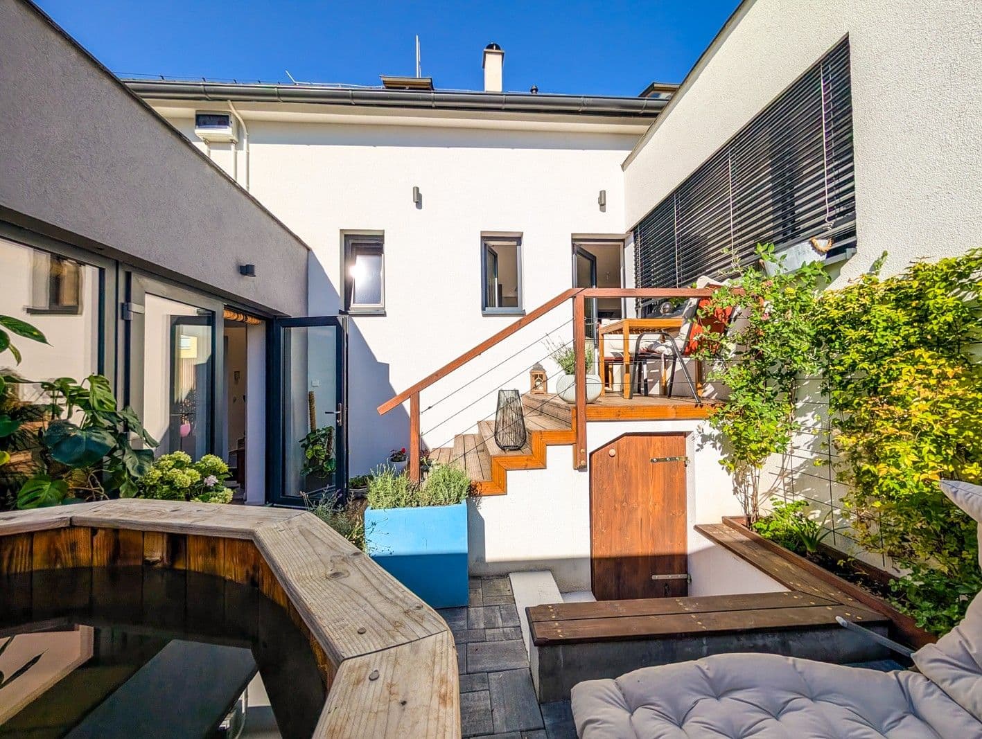 Prodej domu 203 m², pozemek 406 m², Petra Hrubého, Slaný, Středočeský kraj Prodej domu 203 m², pozemek 406 m², Petra Hrubého, Slaný, Středočeský kraj