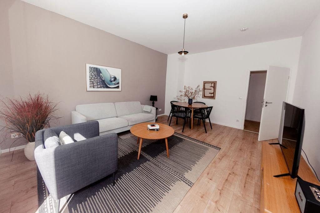 Prodej bytu 3+1 64 m², Kaiser friedrich str. 72, Berlin, Berlín Prodej bytu 3+1 64 m², Kaiser friedrich str. 72, Berlin, Berlín