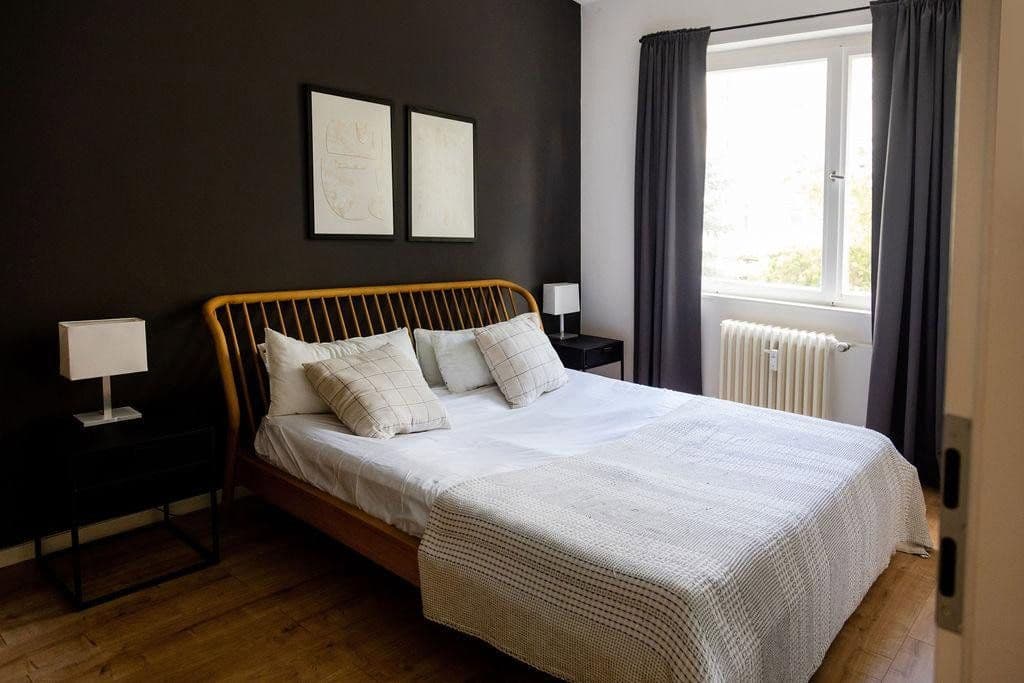 Prodej bytu 3+1 64 m², Kaiser friedrich str. 72, Berlin, Berlín Prodej bytu 3+1 64 m², Kaiser friedrich str. 72, Berlin, Berlín