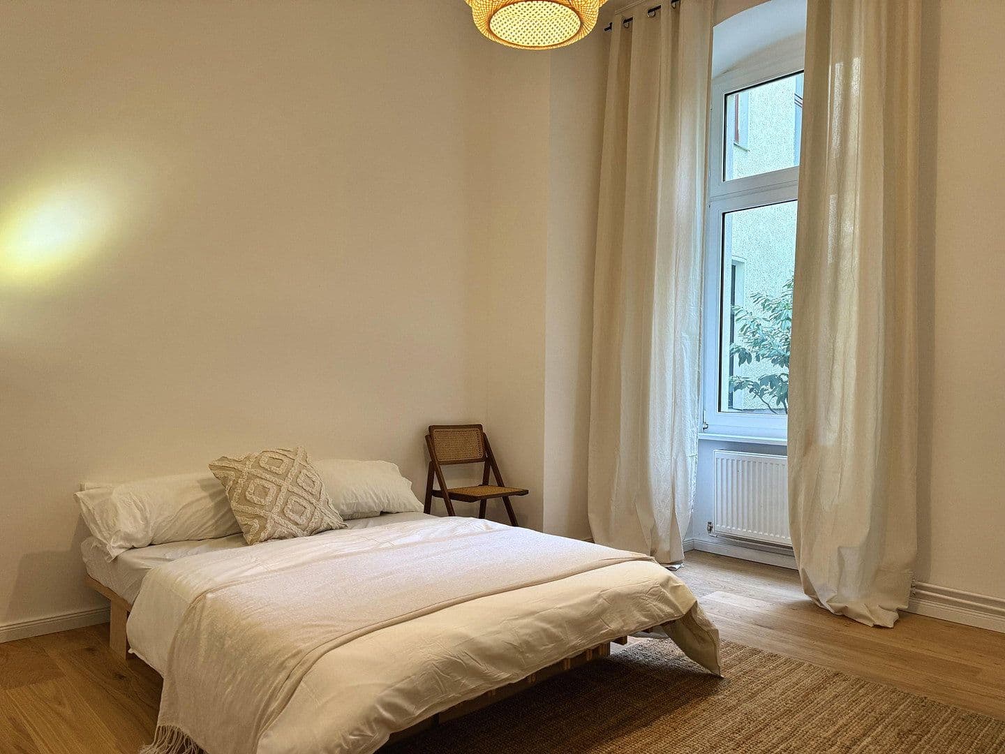Prodej bytu 1+1 27 m², Berlin, Berlín Prodej bytu 1+1 27 m², Berlin, Berlín