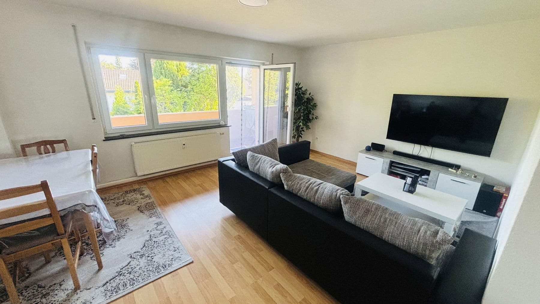 Pronájem bytu 3+1 65 m², Spechtstraße 9, Albstadt, Bádensko-Württembersko Pronájem bytu 3+1 65 m², Spechtstraße 9, Albstadt, Bádensko-Württembersko