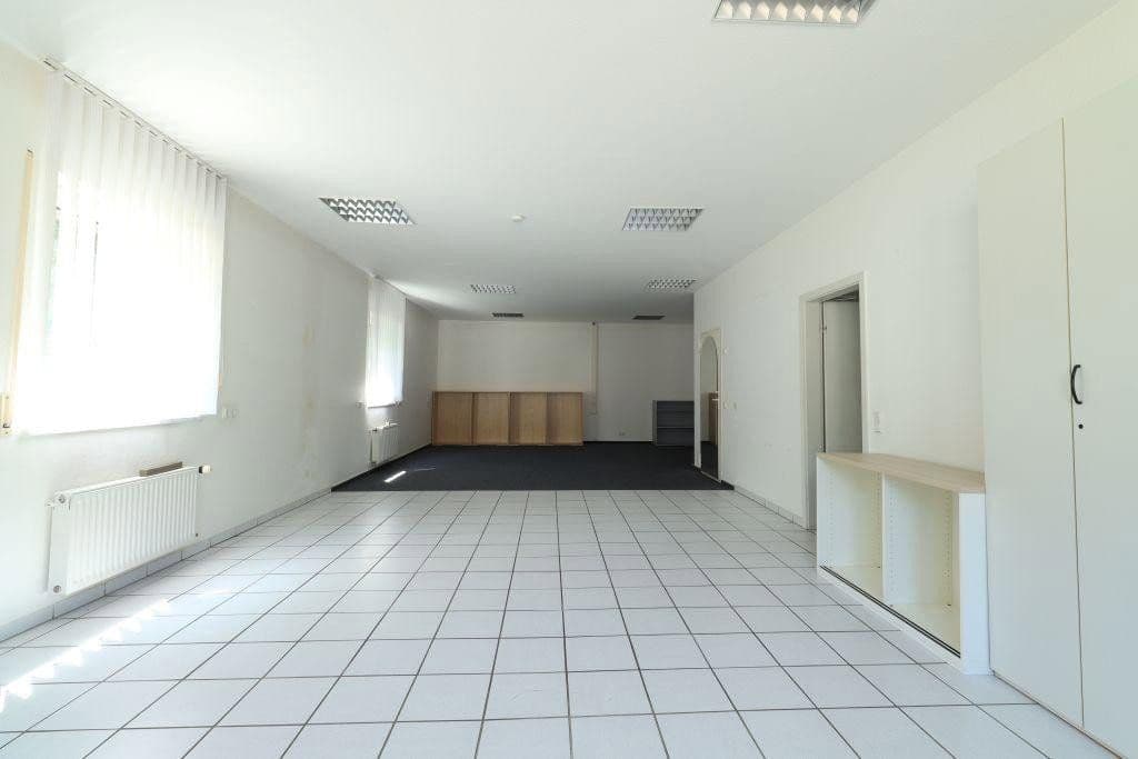 Pronájem kanceláře 204 m², Im Tal 6, Bullay, Porýní-Falc Pronájem kanceláře 204 m², Im Tal 6, Bullay, Porýní-Falc