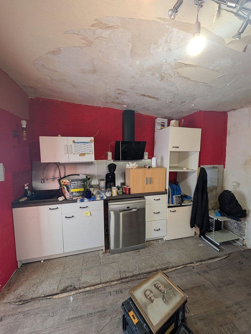 Pronájem domu 120 m², pozemek 500 m², Kraichtal, Bádensko-Württembersko Pronájem domu 120 m², pozemek 500 m², Kraichtal, Bádensko-Württembersko