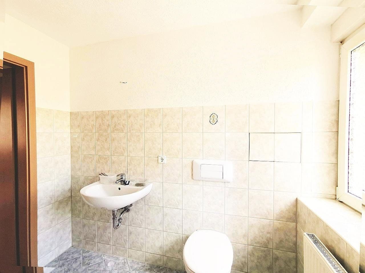 Pronájem bytu 2+1 43 m², Abteisiedlung 17, Oberlungwitz, Sasko Pronájem bytu 2+1 43 m², Abteisiedlung 17, Oberlungwitz, Sasko