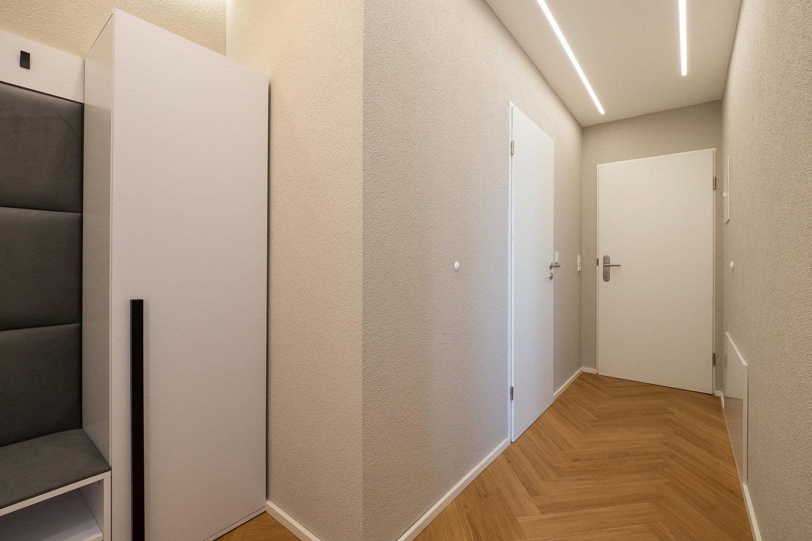 Pronájem bytu 1+kk 43 m², Meersburg, Bádensko-Württembersko Pronájem bytu 1+kk 43 m², Meersburg, Bádensko-Württembersko