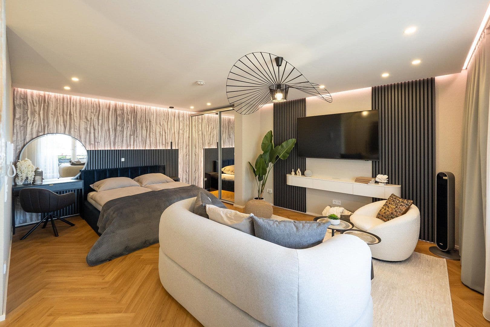 Pronájem bytu 1+kk 43 m², Meersburg, Bádensko-Württembersko Pronájem bytu 1+kk 43 m², Meersburg, Bádensko-Württembersko