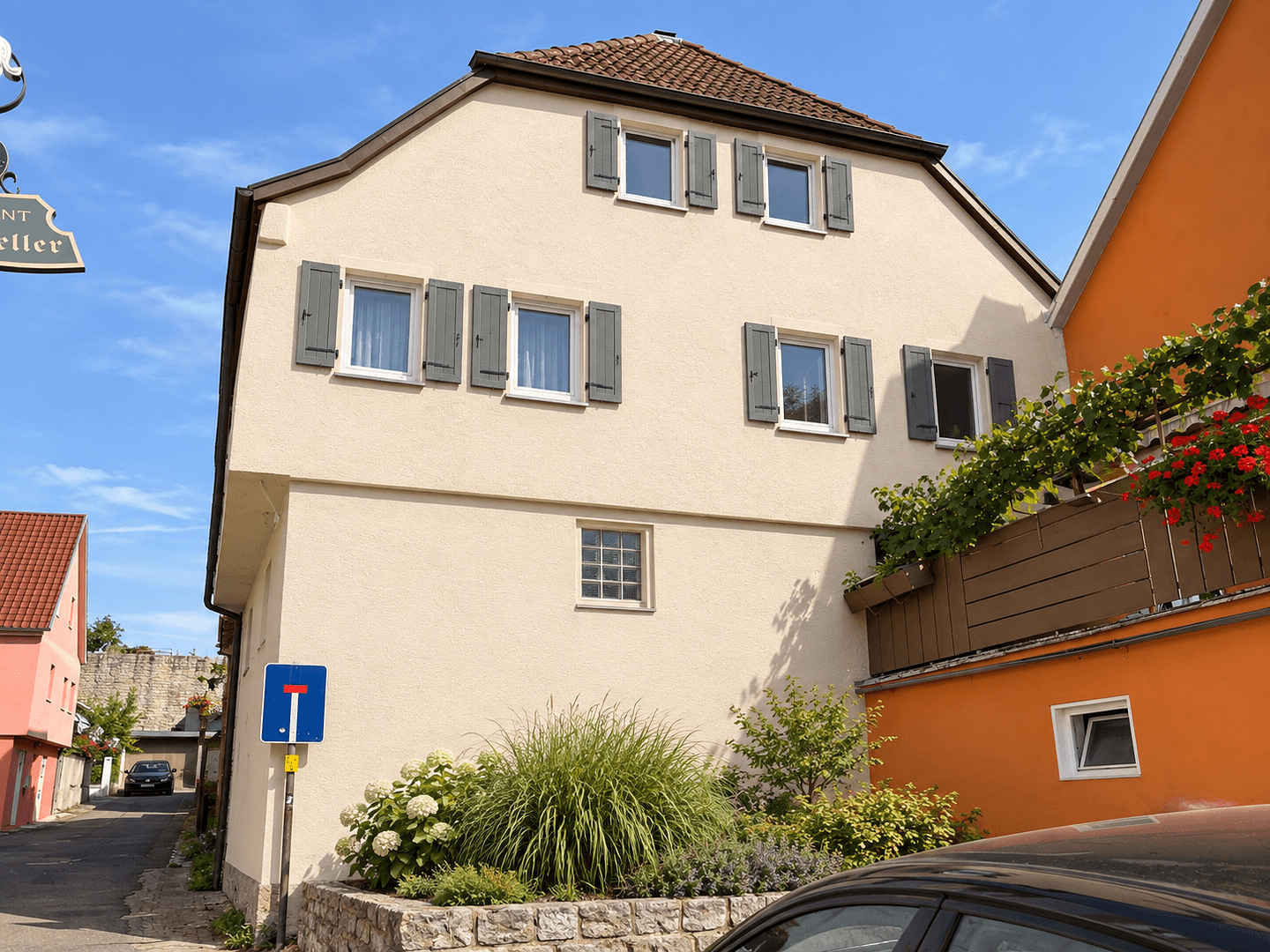 Pronájem bytu 3+1 70 m², Heilbronnerstraße 45, Lauffen am Neckar, Bádensko-Württembersko Pronájem bytu 3+1 70 m², Heilbronnerstraße 45, Lauffen am Neckar, Bádensko-Württembersko