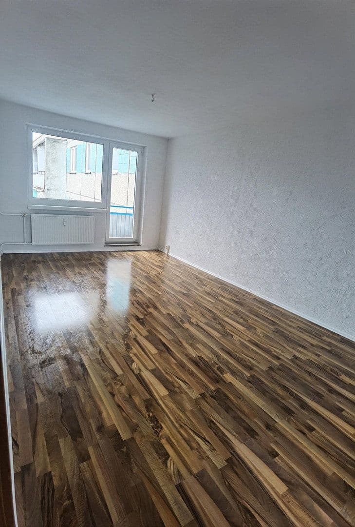 Pronájem bytu 4+1 77 m², Puschkinstr. 2, Halberstadt, Sasko-Anhaltsko Pronájem bytu 4+1 77 m², Puschkinstr. 2, Halberstadt, Sasko-Anhaltsko