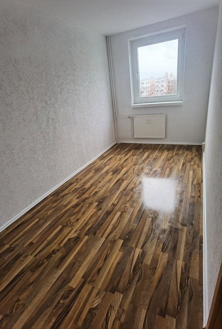 Pronájem bytu 4+1 77 m², Puschkinstr. 2, Halberstadt, Sasko-Anhaltsko Pronájem bytu 4+1 77 m², Puschkinstr. 2, Halberstadt, Sasko-Anhaltsko