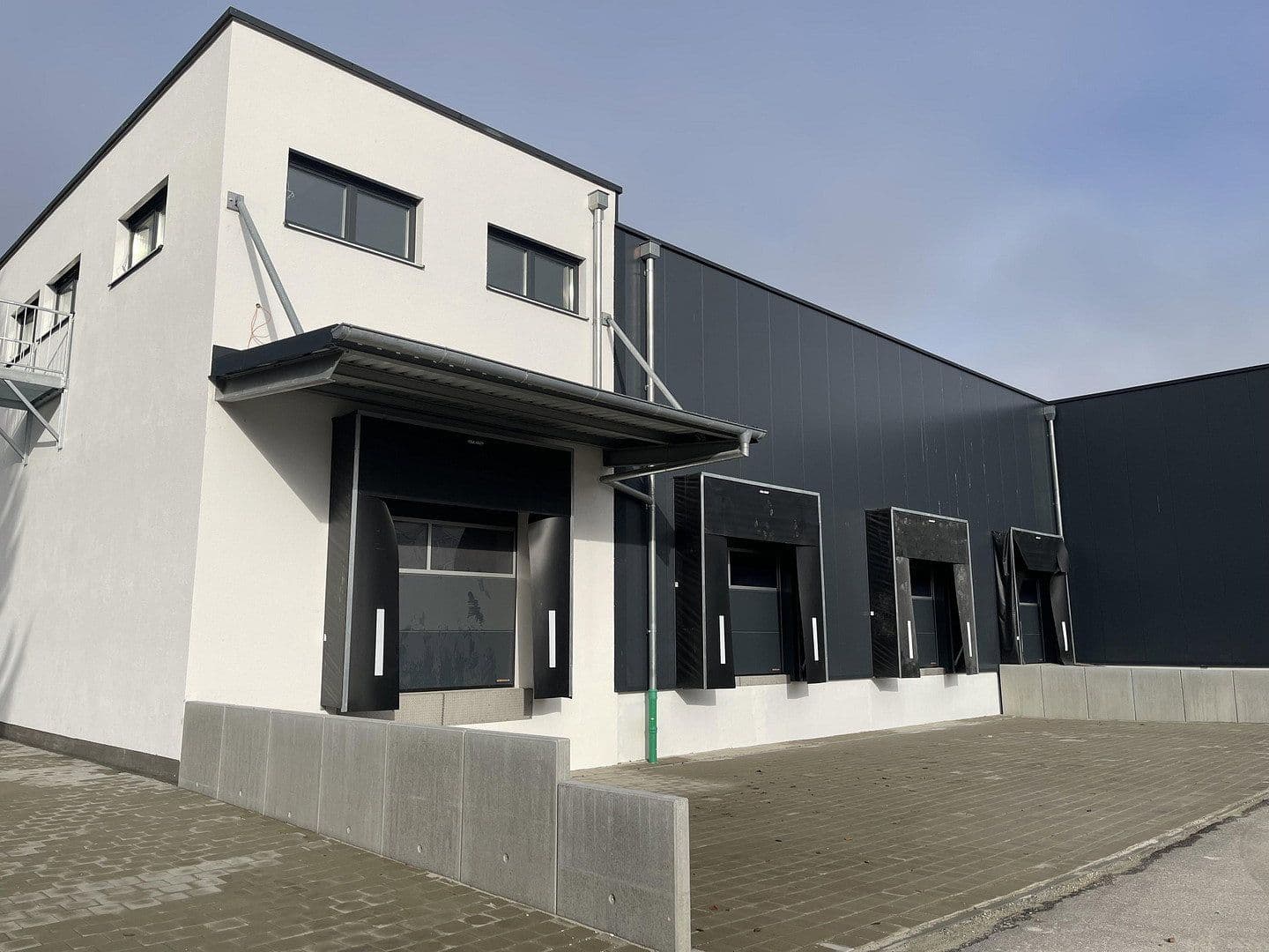 Pronájem kanceláře 161 m², Winzerleite 4a, Passau, Bavorsko Pronájem kanceláře 161 m², Winzerleite 4a, Passau, Bavorsko