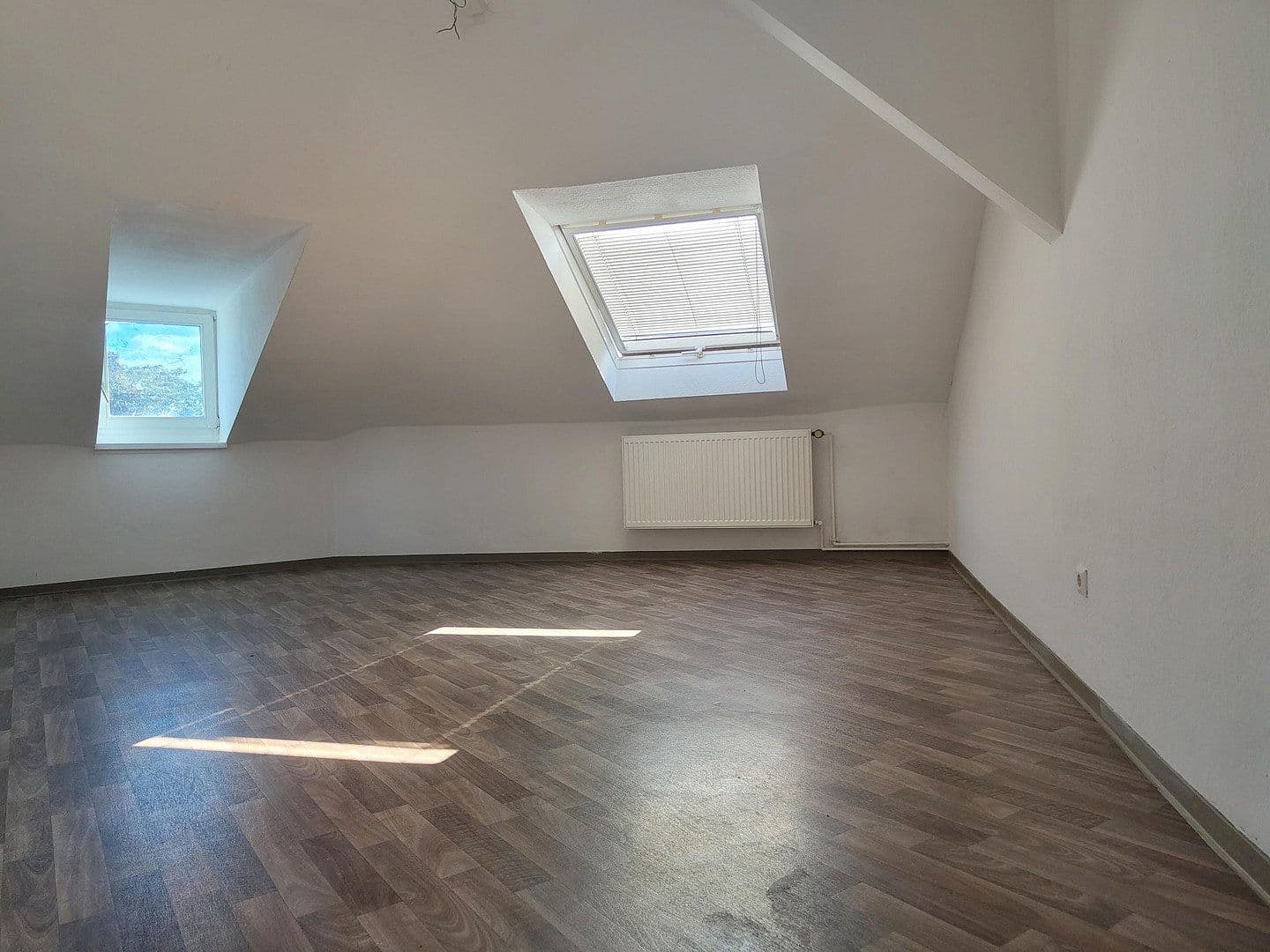 Pronájem bytu 3+1 83 m², Aschaffenburg, Bavorsko Pronájem bytu 3+1 83 m², Aschaffenburg, Bavorsko