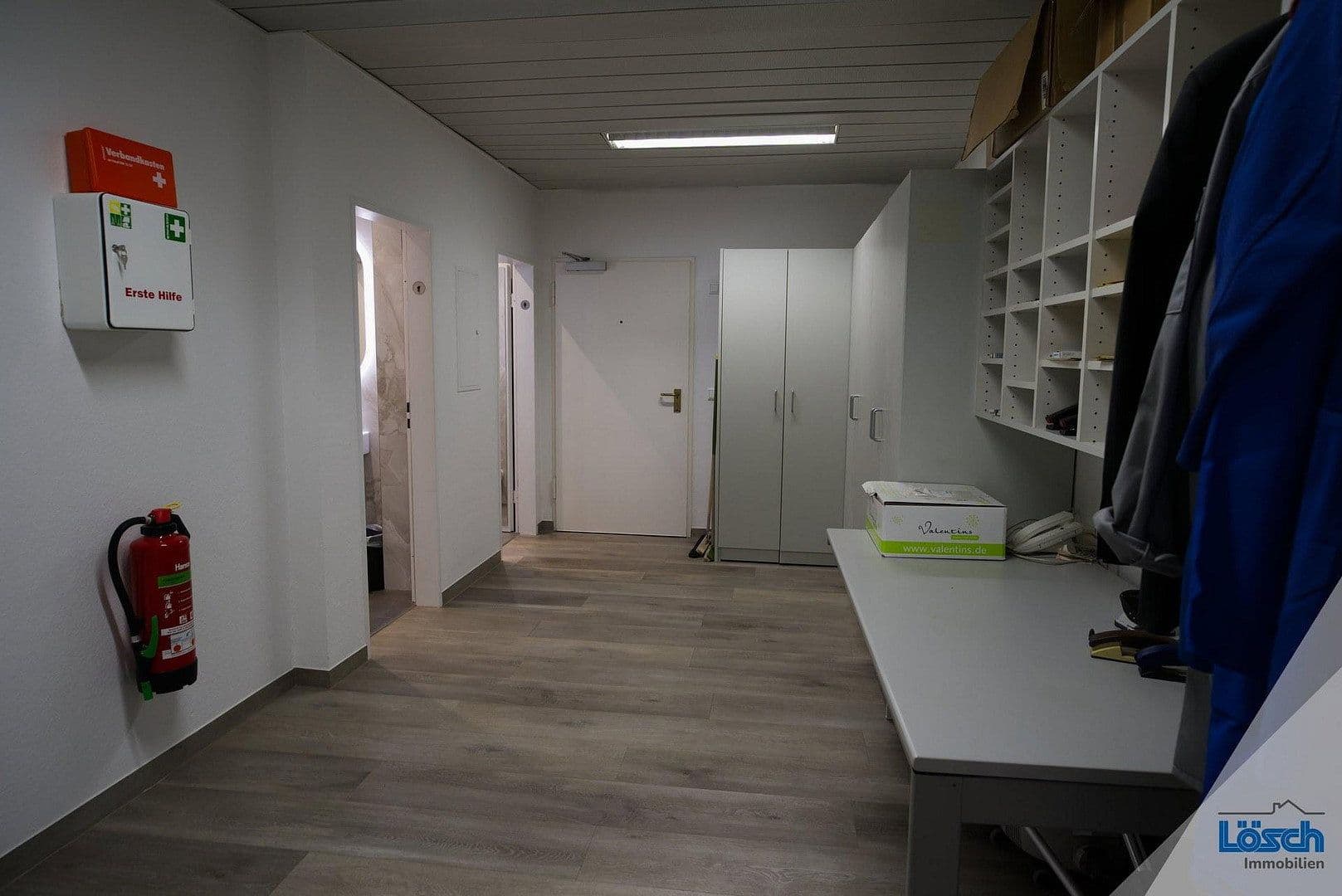 Pronájem kanceláře 157 m², Laufamholzstr. 118, Nürnberg, Bavorsko Pronájem kanceláře 157 m², Laufamholzstr. 118, Nürnberg, Bavorsko