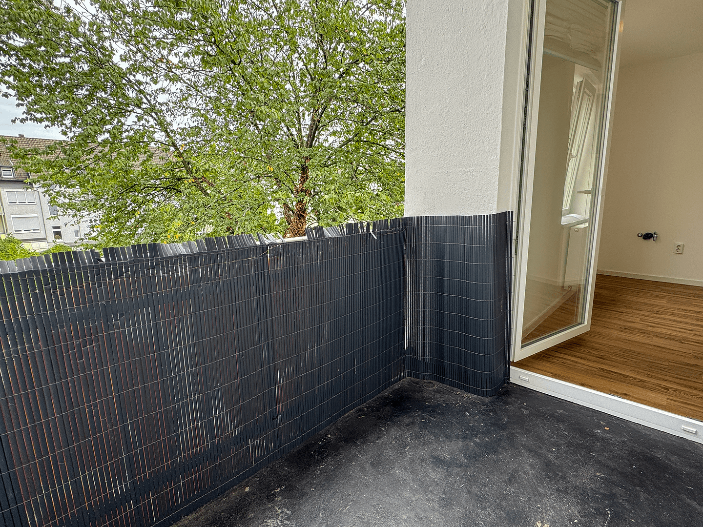 Pronájem bytu 1+1 42 m², Leverkusen, Opladen, Severní Porýní-Vestfálsko Pronájem bytu 1+1 42 m², Leverkusen, Opladen, Severní Porýní-Vestfálsko
