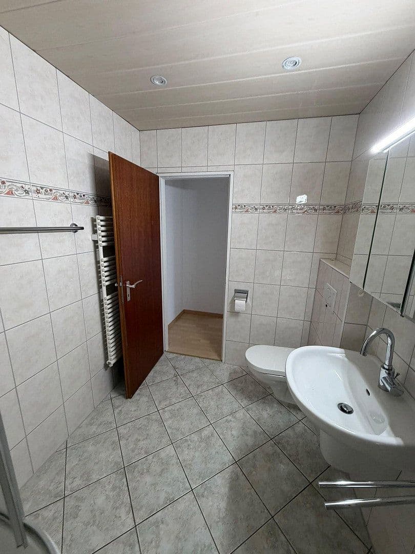 Pronájem bytu 2+1 60 m², Erkrath, Severní Porýní-Vestfálsko Pronájem bytu 2+1 60 m², Erkrath, Severní Porýní-Vestfálsko