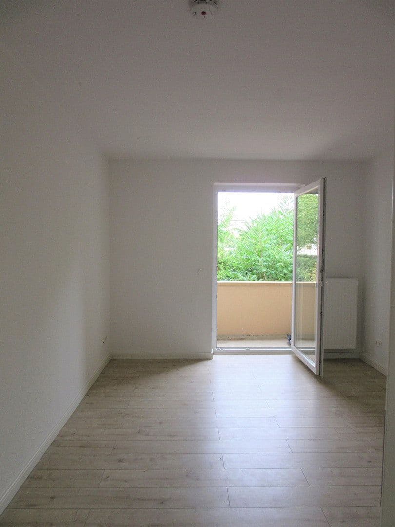 Pronájem bytu 2+1 50 m², Eisnerstraße 12, Magdeburg, Sasko-Anhaltsko Pronájem bytu 2+1 50 m², Eisnerstraße 12, Magdeburg, Sasko-Anhaltsko