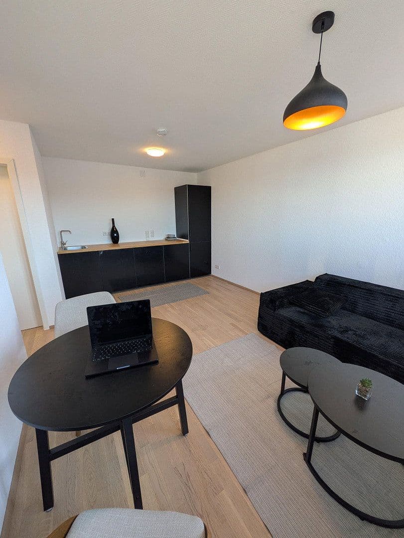 Pronájem bytu 2+1 30 m², Rotebühlstrasse 108, Stuttgart West, Bádensko-Württembersko Pronájem bytu 2+1 30 m², Rotebühlstrasse 108, Stuttgart West, Bádensko-Württembersko