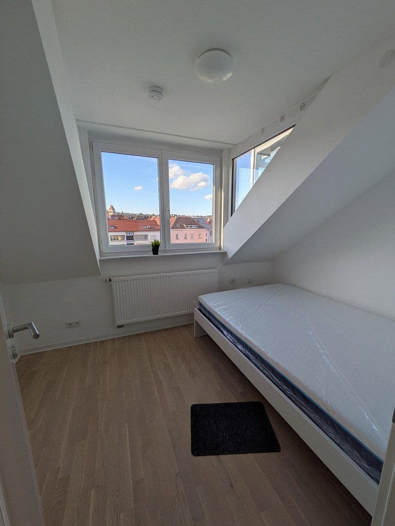 Pronájem bytu 2+1 30 m², Rotebühlstrasse 108, Stuttgart West, Bádensko-Württembersko Pronájem bytu 2+1 30 m², Rotebühlstrasse 108, Stuttgart West, Bádensko-Württembersko
