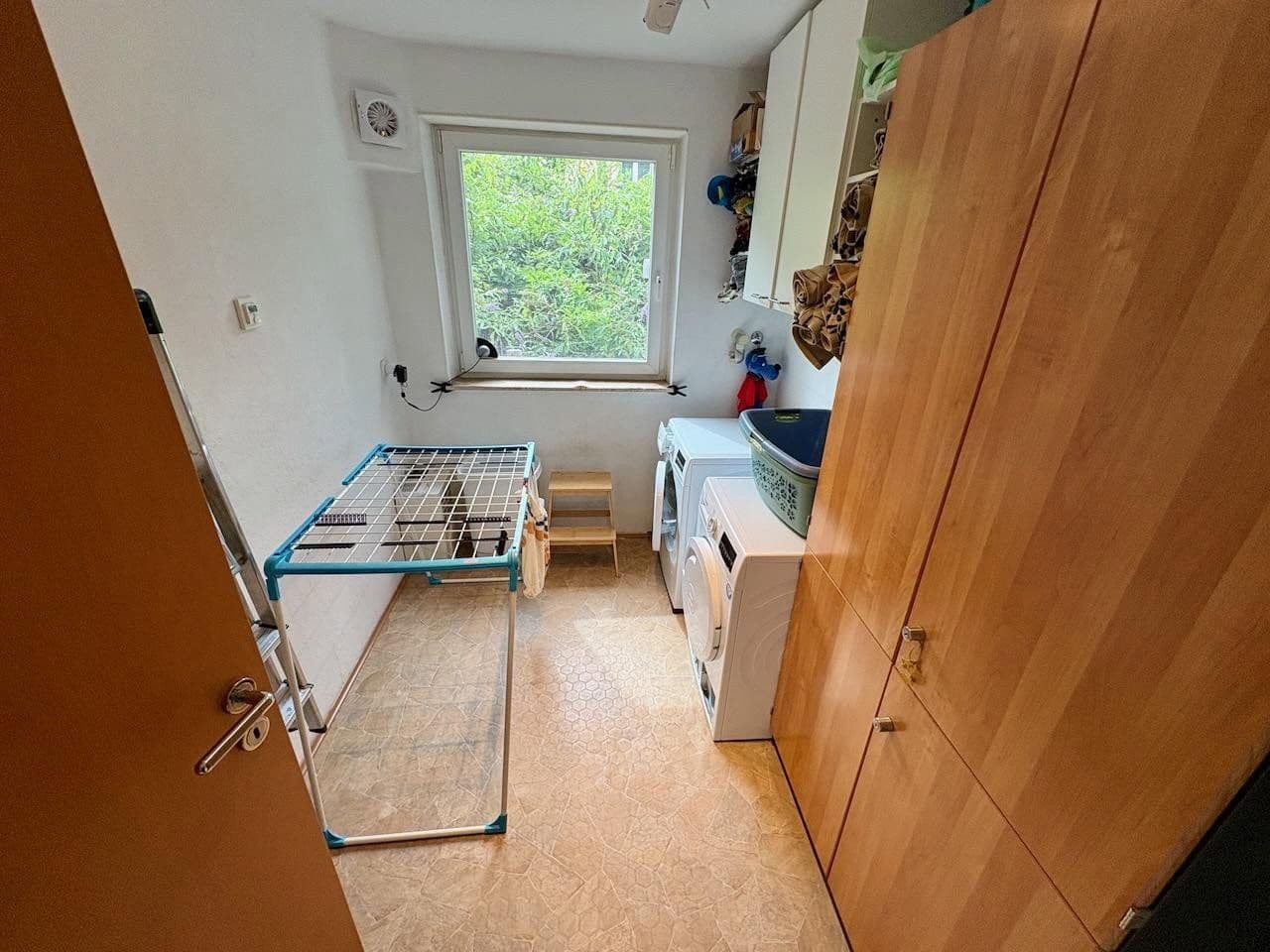 Prodej bytu 6+1 140 m², Leverkusen, Severní Porýní-Vestfálsko Prodej bytu 6+1 140 m², Leverkusen, Severní Porýní-Vestfálsko