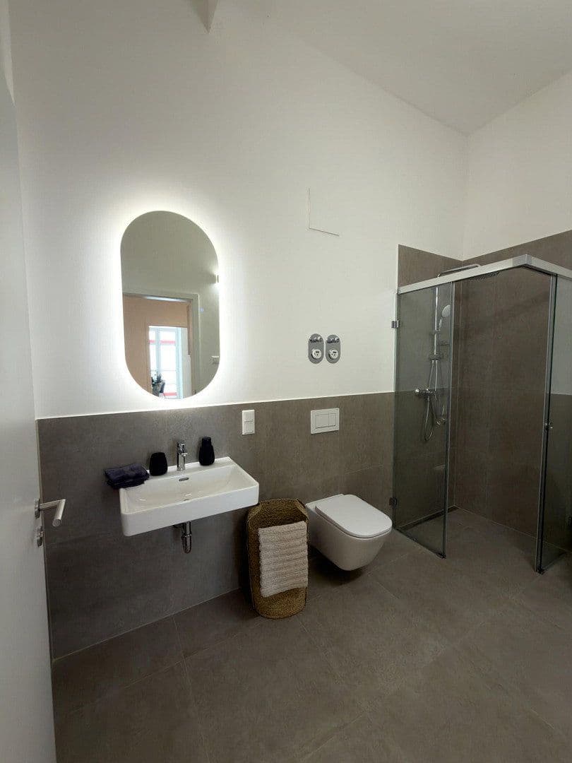 Pronájem bytu 4+1 71 m², Fürther Str. 42A, Nürnberg Gostenhof, Bavorsko Pronájem bytu 4+1 71 m², Fürther Str. 42A, Nürnberg Gostenhof, Bavorsko