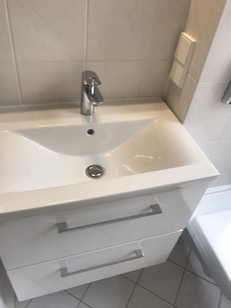 Prodej bytu 2+1 57 m², Ostseestraße 41, Berlin, Berlín Prodej bytu 2+1 57 m², Ostseestraße 41, Berlin, Berlín