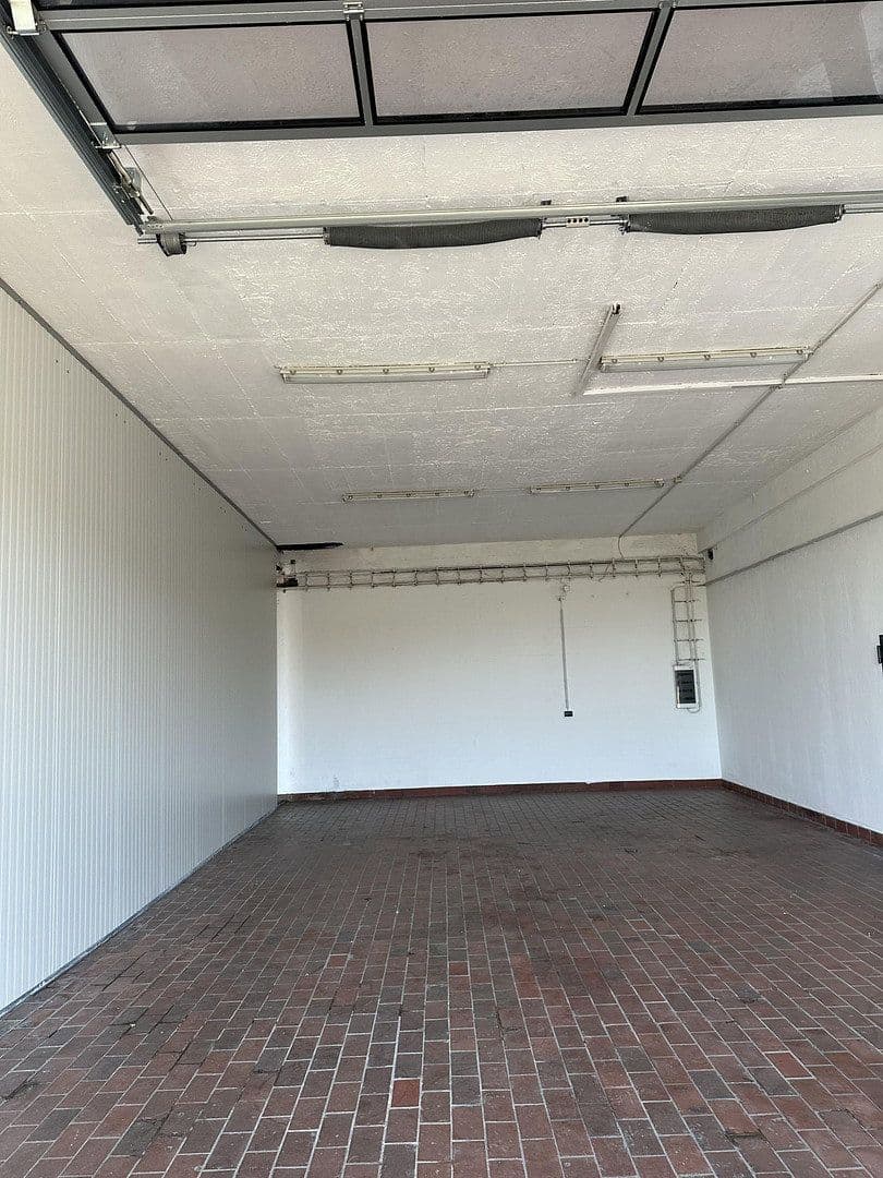 Pronájem nebytového prostoru 120 m², Friedrich Kaiser Strasse 13, Iserlohn, Severní Porýní-Vestfálsko Pronájem nebytového prostoru 120 m², Friedrich Kaiser Strasse 13, Iserlohn, Severní Porýní-Vestfálsko