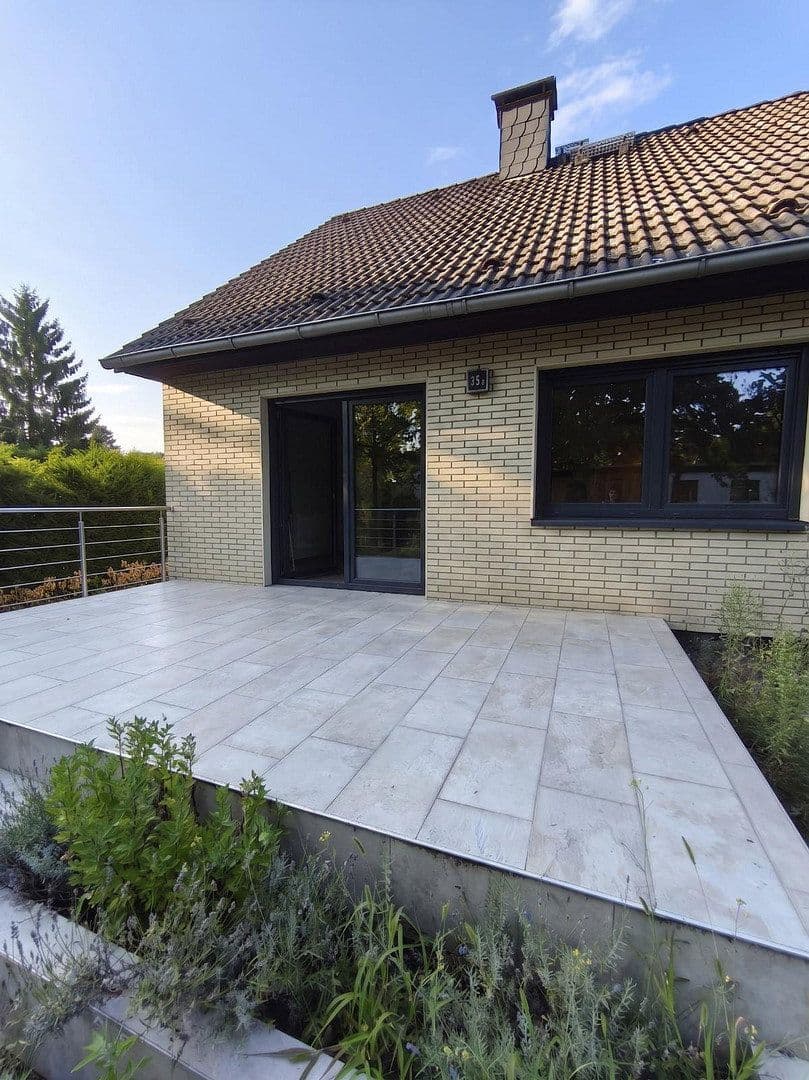 Pronájem bytu 3+1 95 m², Berlin Reinickendorf, Berlín Pronájem bytu 3+1 95 m², Berlin Reinickendorf, Berlín
