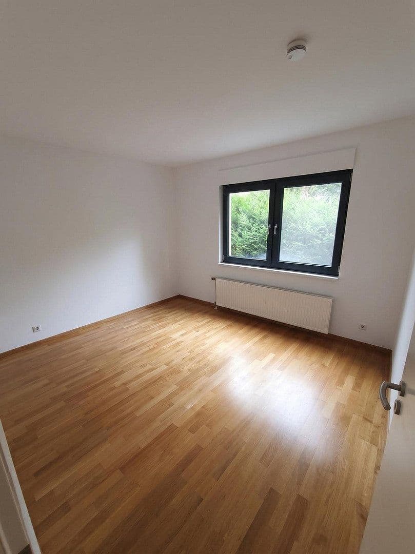 Pronájem bytu 3+1 95 m², Berlin Reinickendorf, Berlín Pronájem bytu 3+1 95 m², Berlin Reinickendorf, Berlín