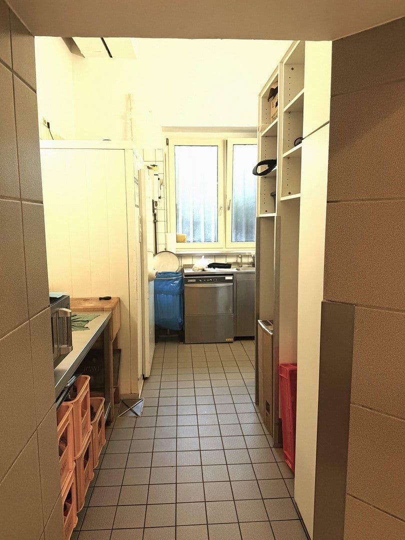 Pronájem nebytového prostoru 62 m², Roßststraße 87, Düsseldorf, Severní Porýní-Vestfálsko Pronájem nebytového prostoru 62 m², Roßststraße 87, Düsseldorf, Severní Porýní-Vestfálsko
