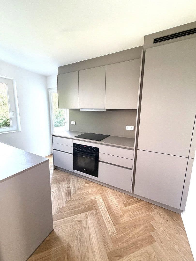 Prodej bytu 4+1 95 m², Waiblingen, Bádensko-Württembersko Prodej bytu 4+1 95 m², Waiblingen, Bádensko-Württembersko