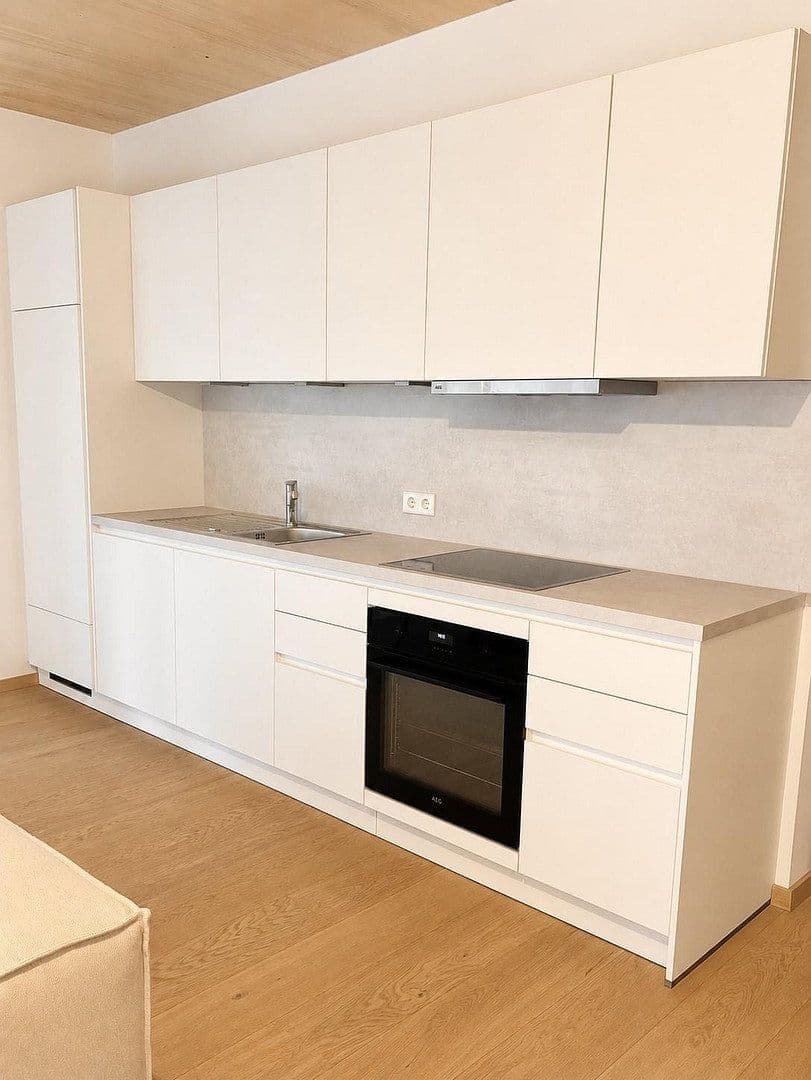 Pronájem bytu 3+1 88 m², Untergruppenbach Straße 12, Untergruppenbach, Bádensko-Württembersko Pronájem bytu 3+1 88 m², Untergruppenbach Straße 12, Untergruppenbach, Bádensko-Württembersko