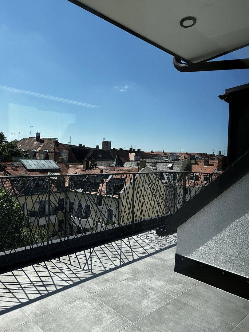 Pronájem bytu 4+1 144 m², Lerchenfeldstraße 28, München, Bavorsko Pronájem bytu 4+1 144 m², Lerchenfeldstraße 28, München, Bavorsko