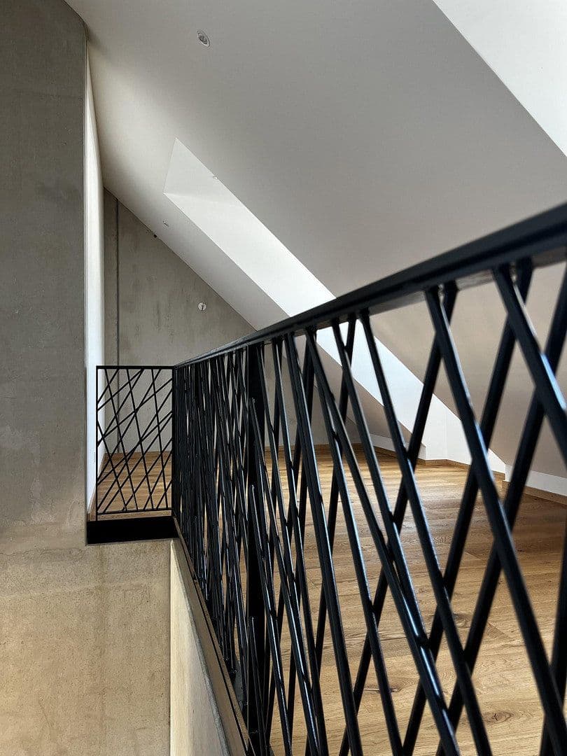Pronájem bytu 4+1 144 m², Lerchenfeldstraße 28, München, Bavorsko Pronájem bytu 4+1 144 m², Lerchenfeldstraße 28, München, Bavorsko